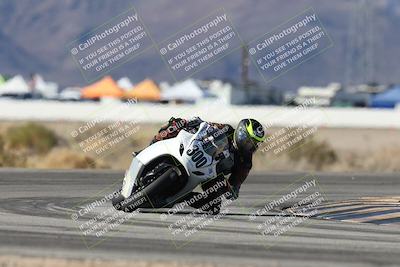 media/Dec-07-2025-CVMA (Sun) [[3e7d2de5dc]]/Race 7-Formula Lightweight Twins Shootout/